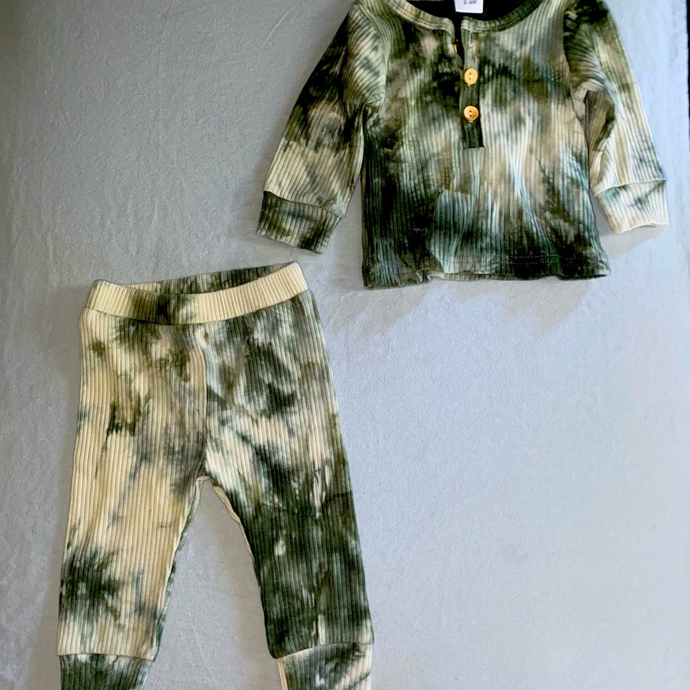 Baby girl shirt and pants set 3-6 months